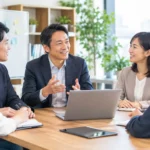 日本初みんなで＆チームで経営者を救うコンサルタントのビジネスイメージ